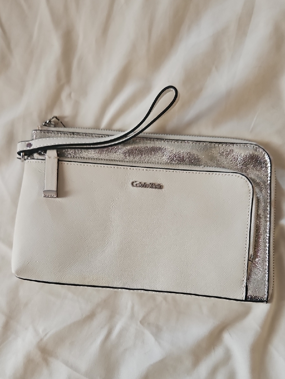 Calvin Klein White and Silver Metallic Wristlet Clutch
